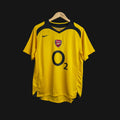 Nike Arsenal 2005/06 away kit