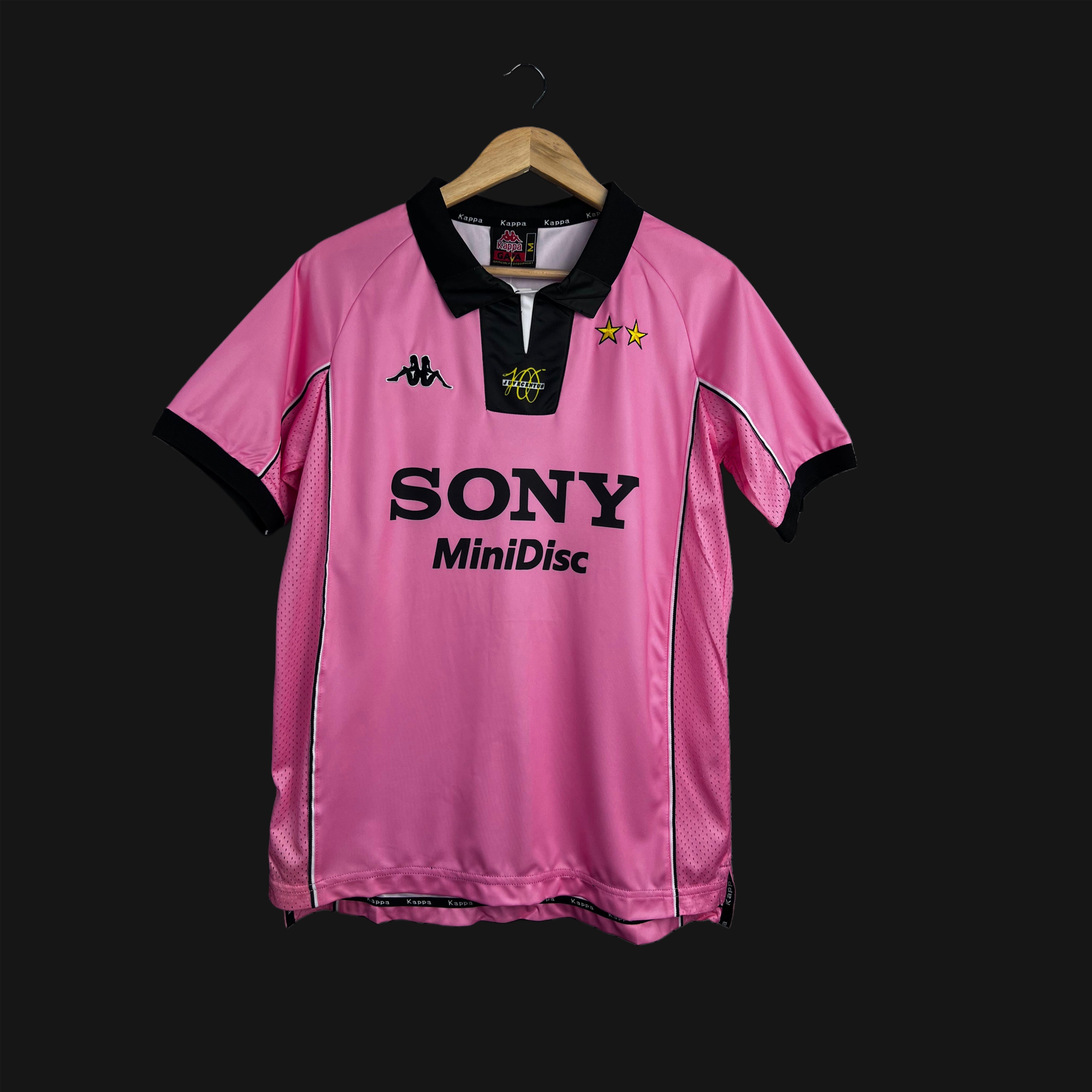 1997-98 Juventus Kappa Centenary away kit