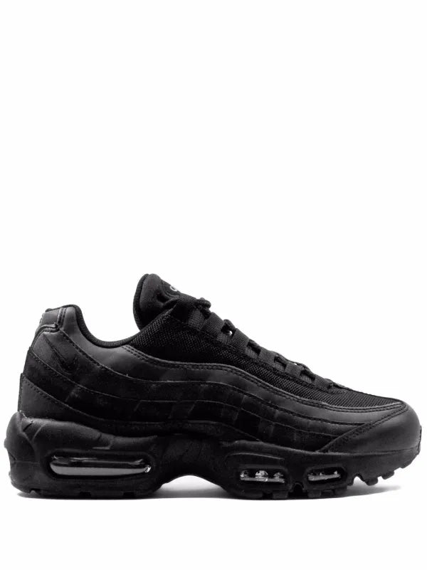 NIKE AIRMAX 95 TRIPLE BLACK