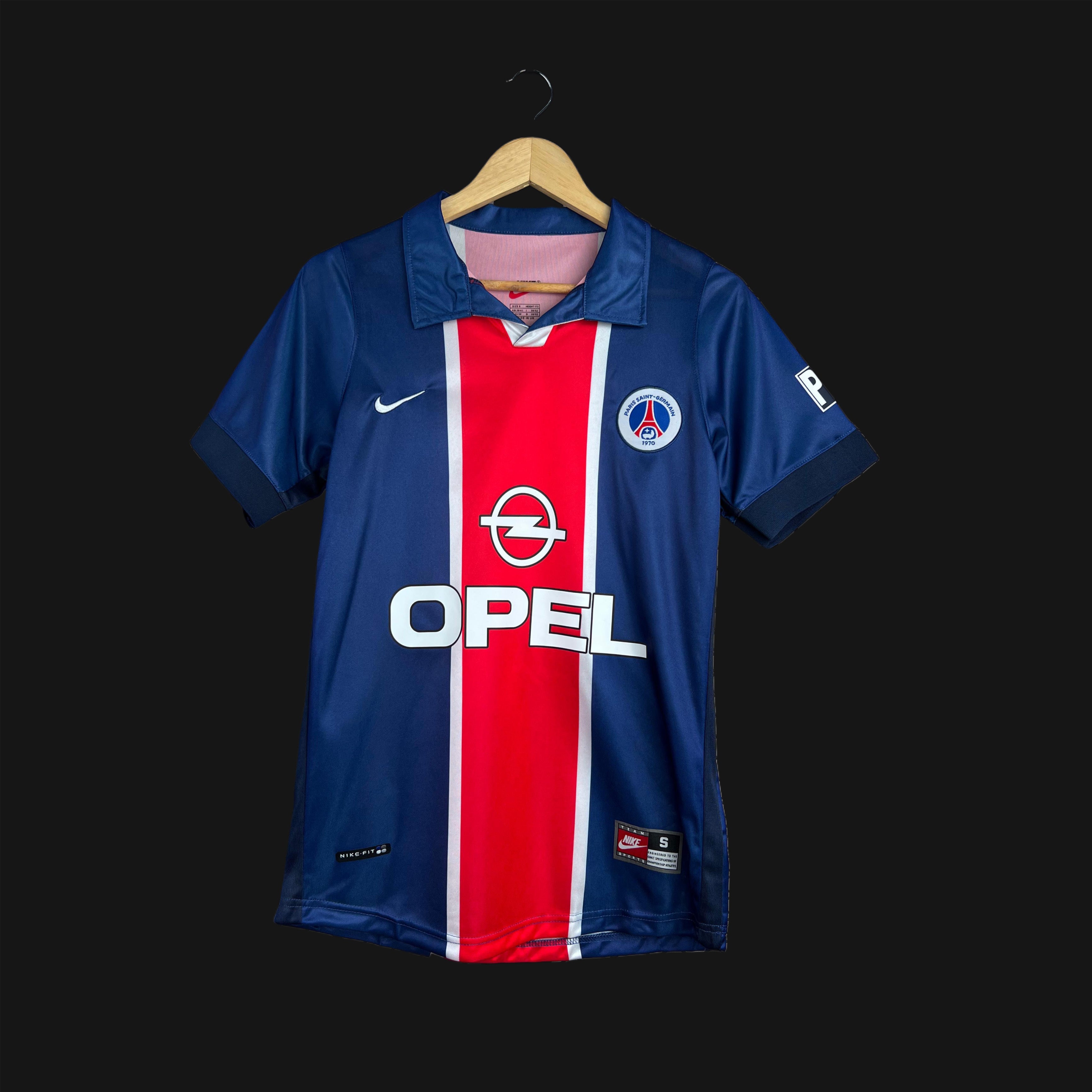 Nike Paris Saint-Germain 1998-99 home kit